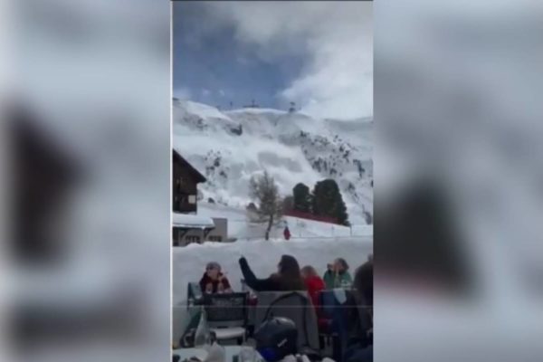 Avalanche em resort na Suíça deixa ao menos três mortos